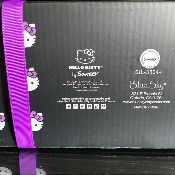 NIB 2024 Hello Kitty Halloween Mug And Figurine Set, Made By Blue Sky Clayworks - Picture 7 of 8